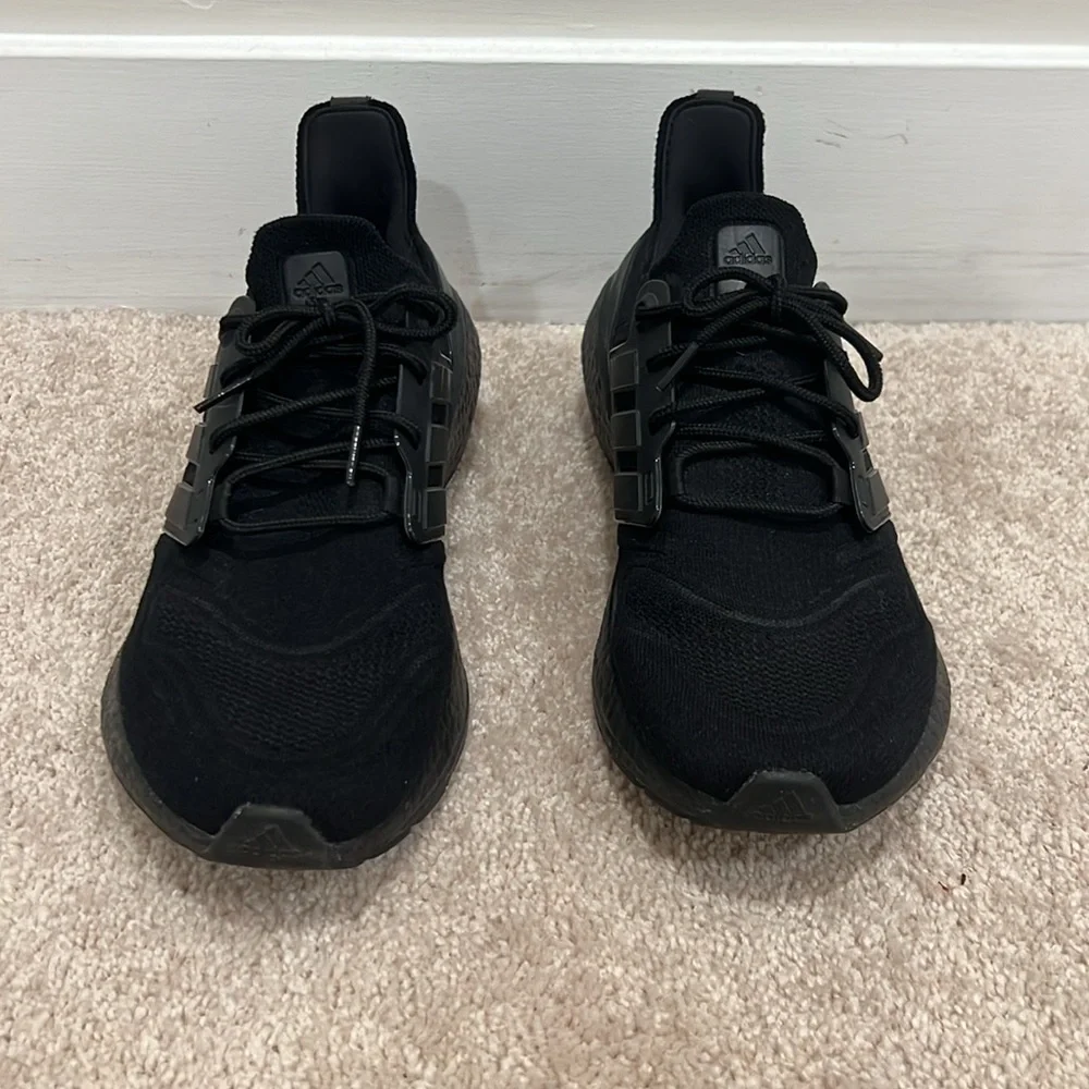 Adidas Ultra Boost 22 Mens size 10 Triple Black GZ0127 - Picture 4 of 7